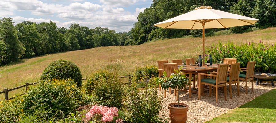 Cotswold Gardens B&B - Father’s Day in the Cotswolds 2026: The Ultimate Guide to Days Out, Dining & Gifts Bolthole Retreats
